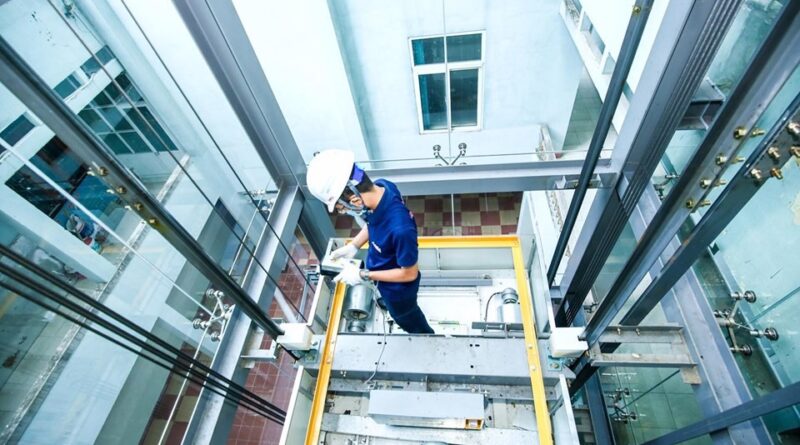 Dịch vụ bảo trì thang máy tại TPHCM: An toàn, hiệu quả và đáng tin cậy