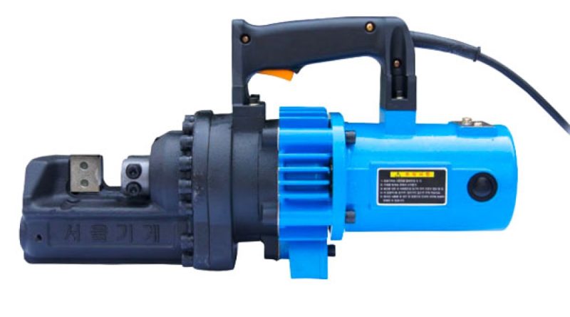 máy cắt sắt thủy lực