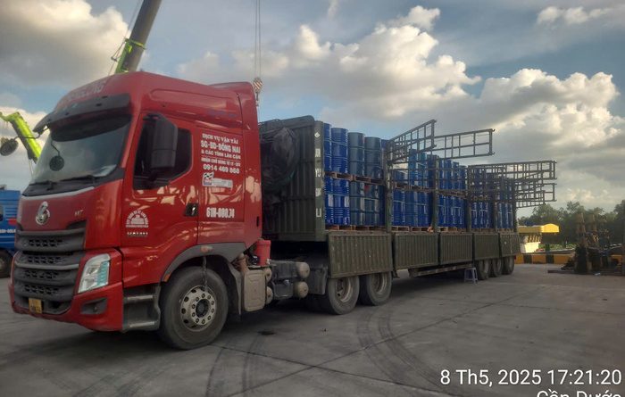 thuê xe container chở hàng