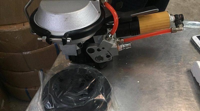 máy đóng dây đai cầm tay